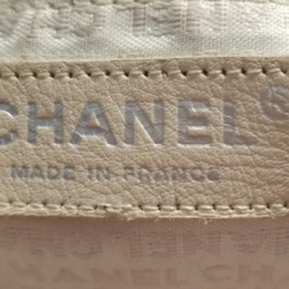 CHANEL Coral Pink Lambskin Quilted Soft Flap Bag - Picture 11 of 11